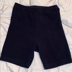 Very comfortable and streachy black biker shorts